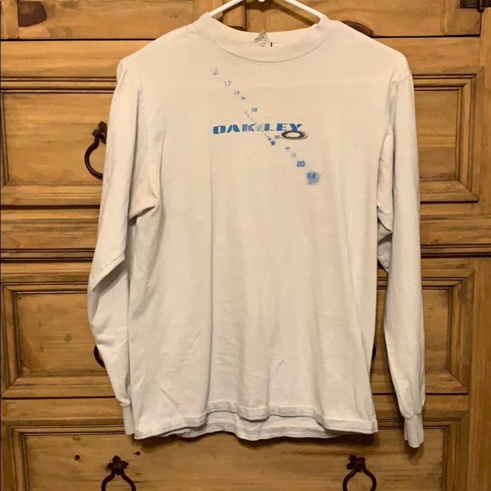 Long sleeved Oakley shirt